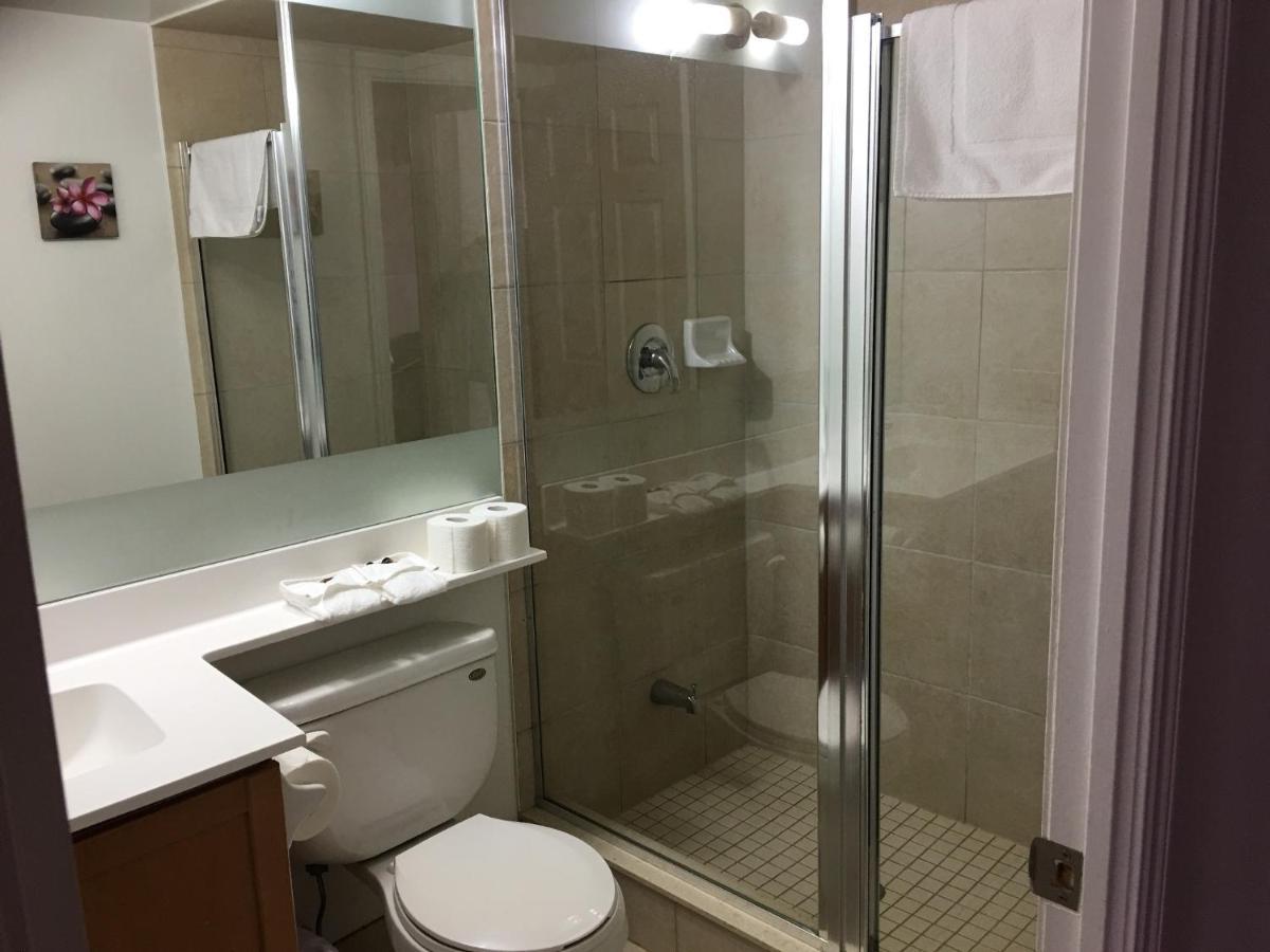 Maplewood Suites - Square One Mississauga Luaran gambar