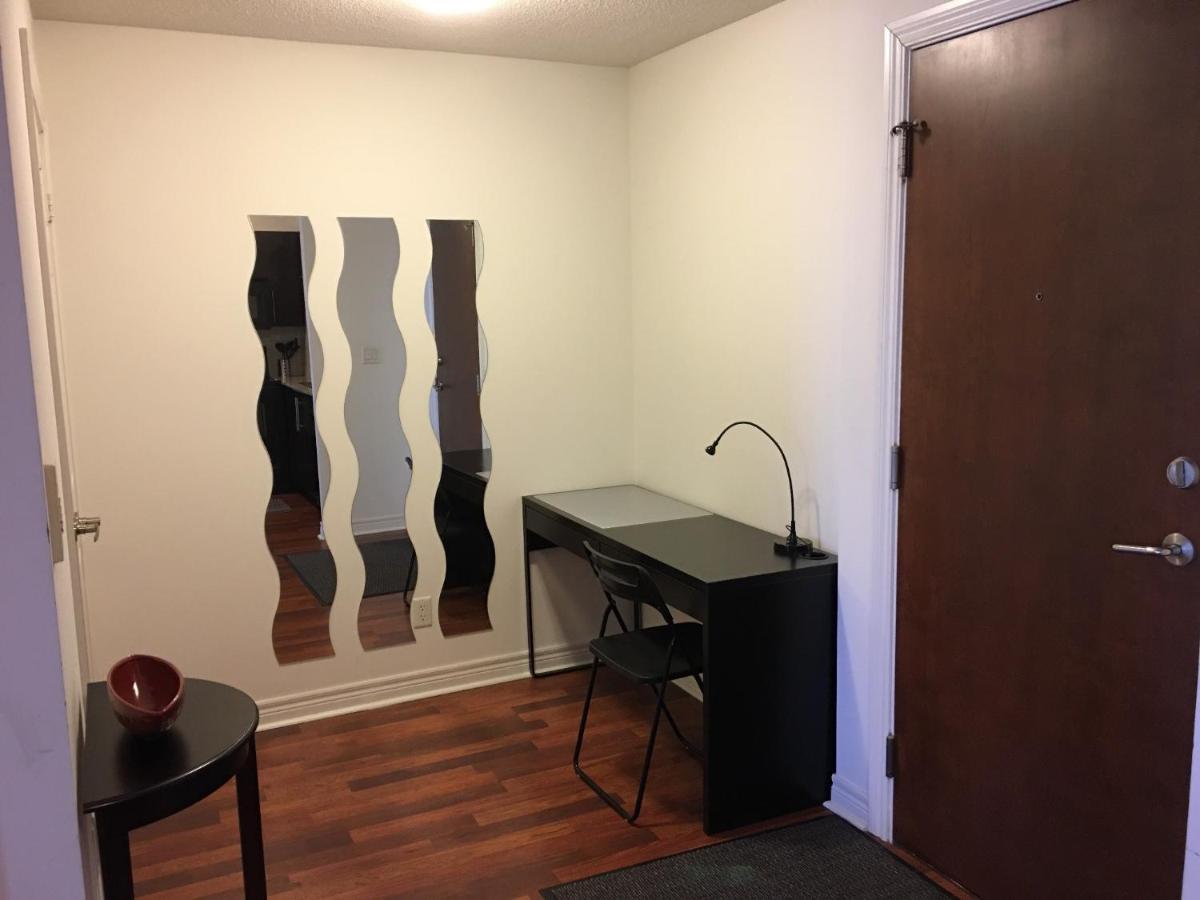Maplewood Suites - Square One Mississauga Luaran gambar