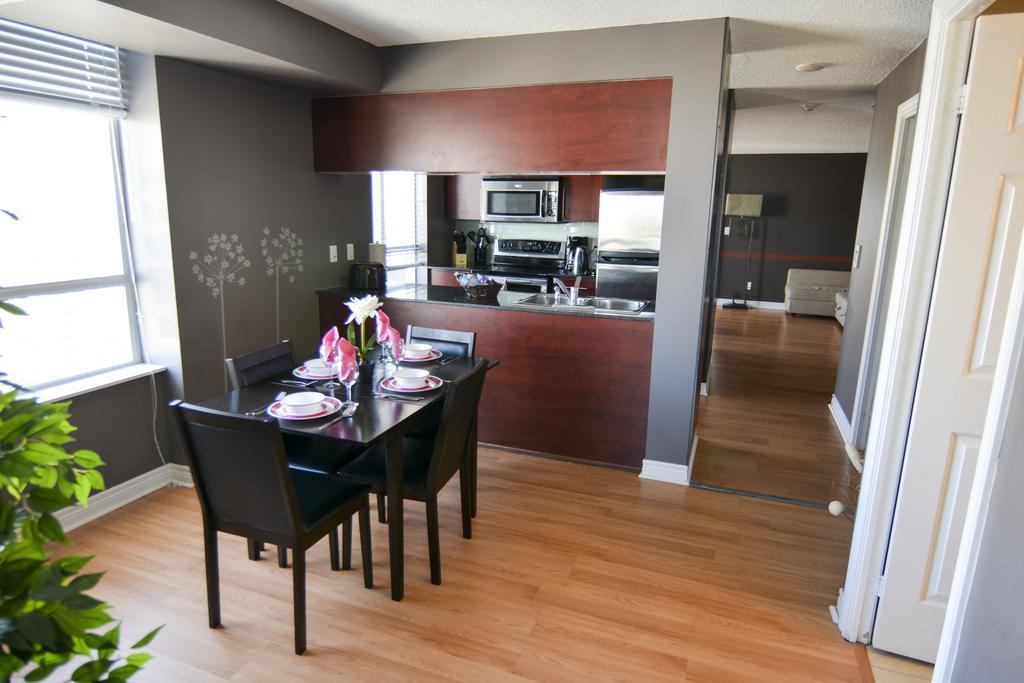 Maplewood Suites - Square One Mississauga Bilik gambar