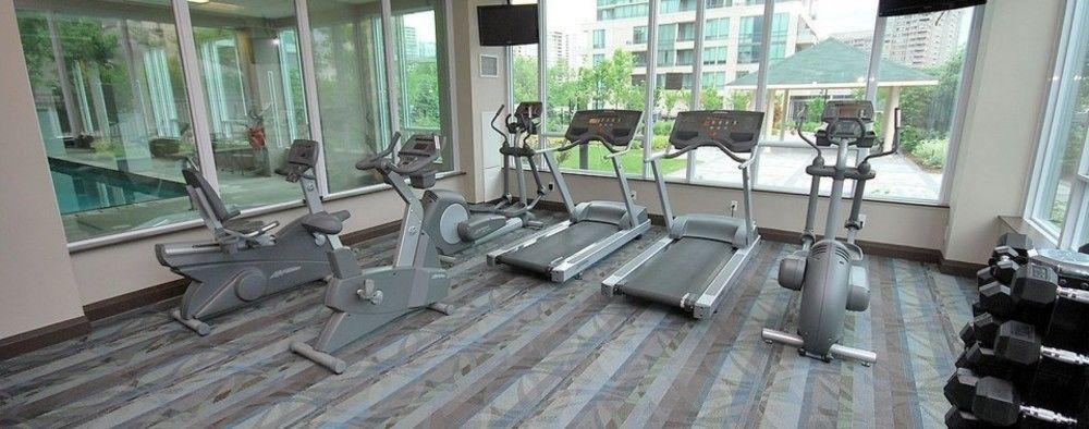 Maplewood Suites - Square One Mississauga Luaran gambar